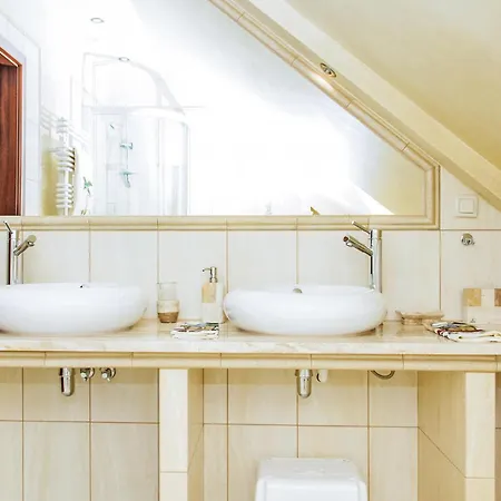 22 With Hot Tub Vakantiehuis