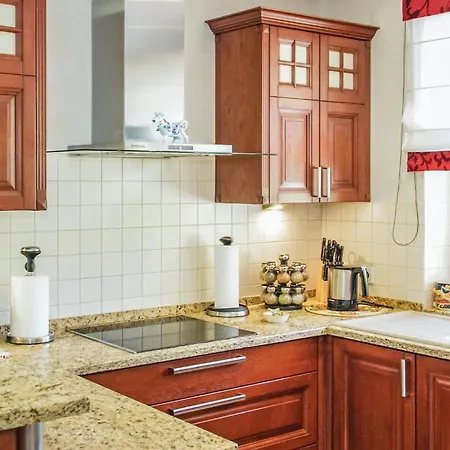 22 With Hot Tub Дом отдыха Пиш