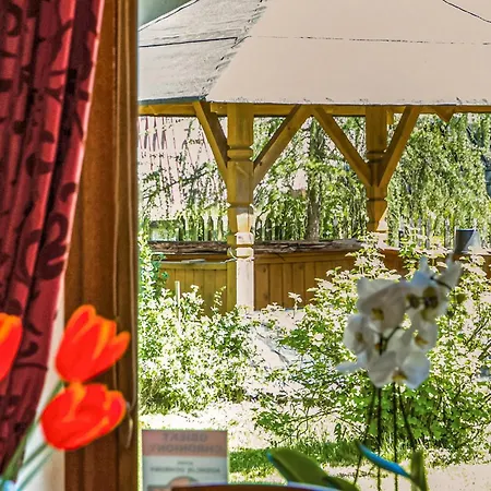 22 With Hot Tub Дом отдыха