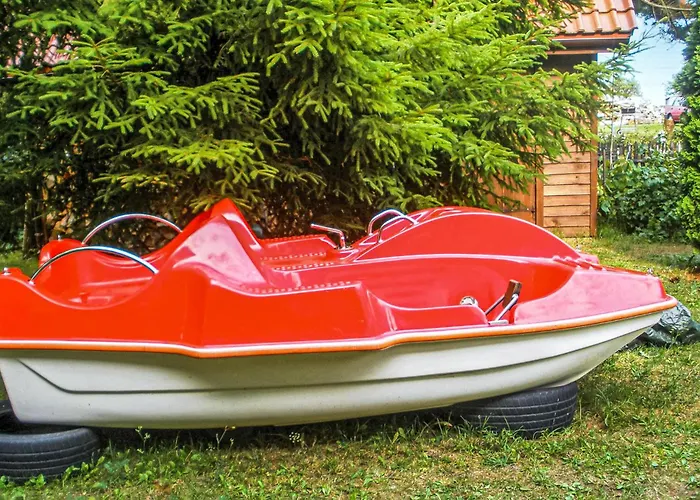 Holiday home 22 With Hot Tub *